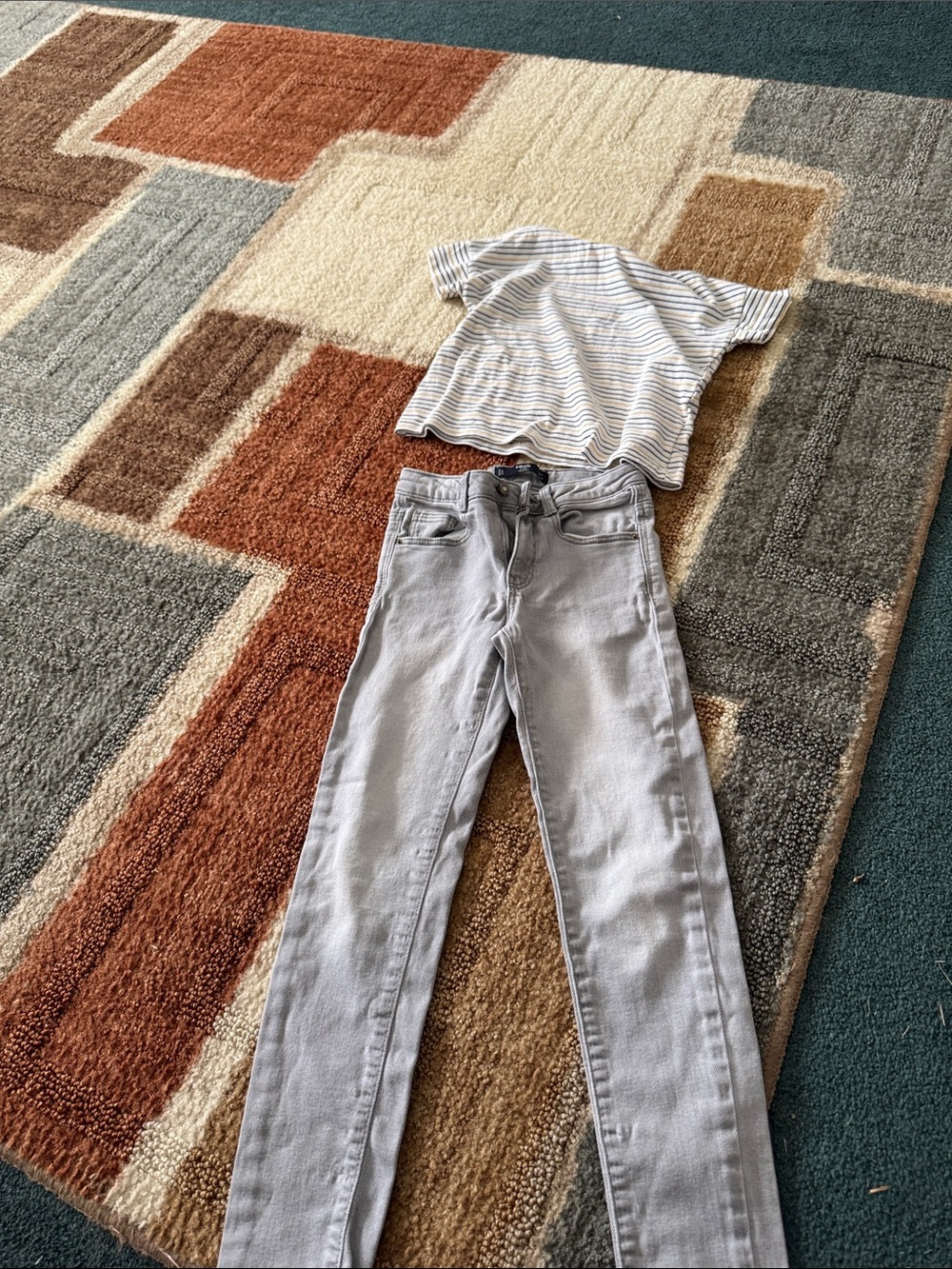 Kids Light Grey Stripe Tee & Light Grey Pants Matching Set